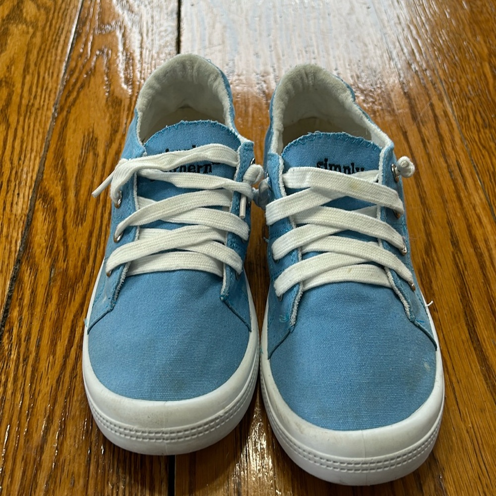 Simply Southern light blue slip on sneakers. Fabric uppers. Size 8.
